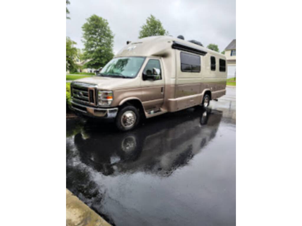 2008 coach house platinum XL Diesel class B